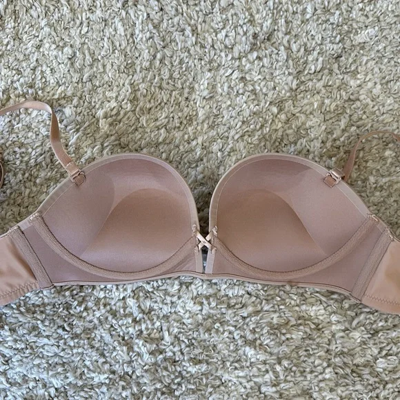 Victoria’s Secret, Bombshell Multi-Way Bra - Picture 7 of 8